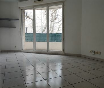TYPE 2 DE 33 M² AVEC TERRASSE, CAVE ET PLACE DE PARKING AU COEUR DU... - Photo 1