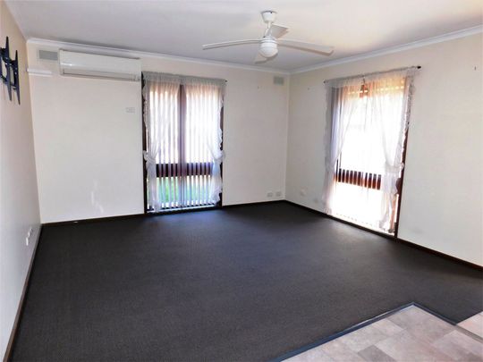 Unit 2/14 Wirilda Close - Photo 1