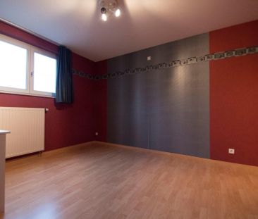 Ruim duplex-appartement -zijnde in feite een woning- te Riemst Mill... - Photo 2