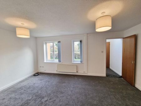 4 bedroom terraced house to rent - Photo 2