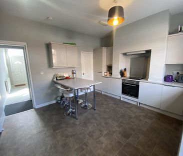 Vermont Street (Room 3) , Bramley, Leeds - Photo 4