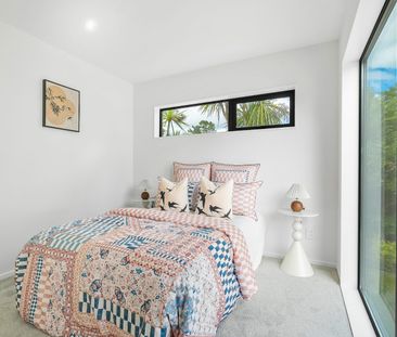 Unit 6, 26 Crompton Road, Massey, Auckland - Photo 1