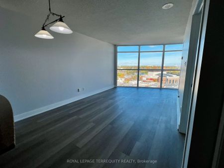 9 George Street W #1203 - Photo 3