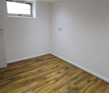 Mollison Way, Edgware, HA8 - Photo 6