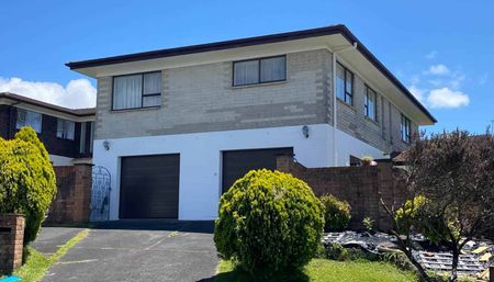 Spacious and Beautifully Maintained 4-Bedroom ... - Photo 5