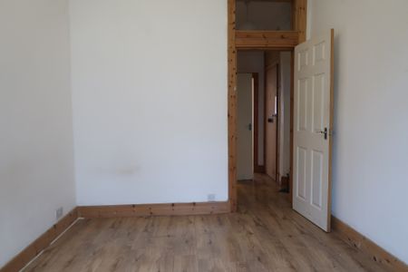 Bowman Street, Govanhill | £795 Monthly - Photo 2