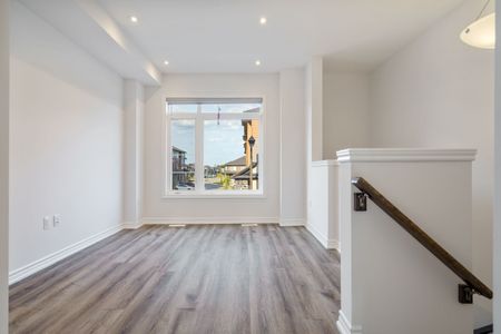 For Lease - 461 Blackburn Drive Unit# 41, Brantford, Ontario - Photo 3