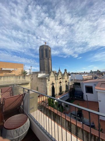 48m² Flat to rent in El Gòtic, Barcelona with terrace - Photo 3