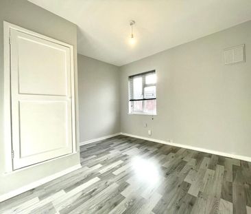 4 Bed Terraced House, Brangwyn Grove, BS7 - Photo 1