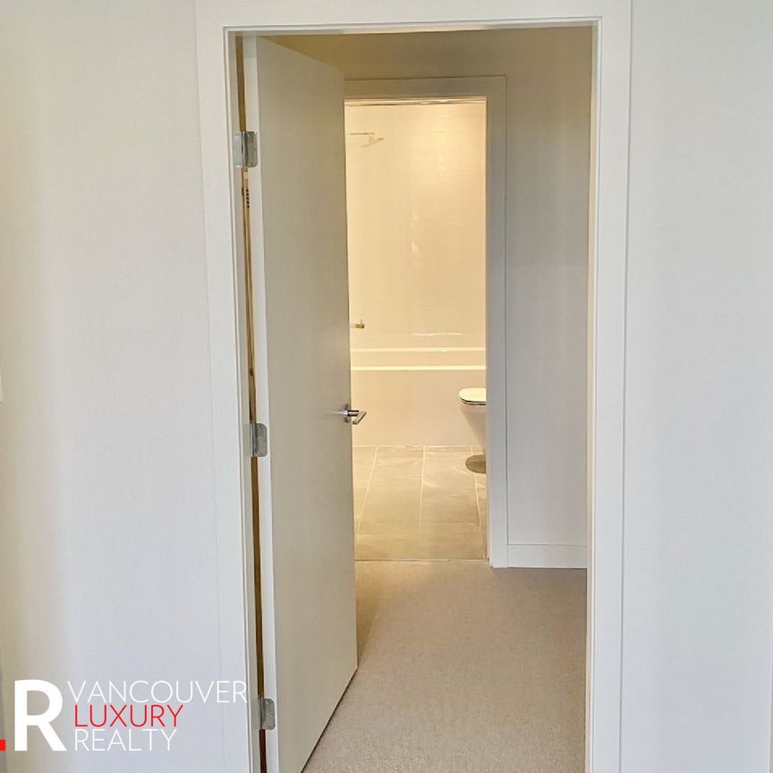 Condo in Vancouver West Side, BC - Photo 1