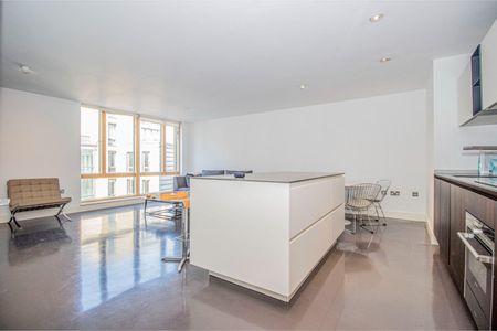 1 bedroom Flat To Let - Photo 5
