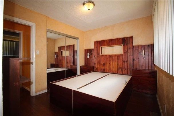 For Lease - 9890 Bayview Avenue, Richmond Hill, Ontario - Photo 1