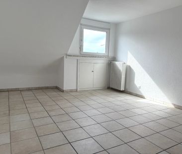 Ihr neues Zuhause zum Wohlfühlen - großzügige Dachgeschosswohnung i... - Photo 1