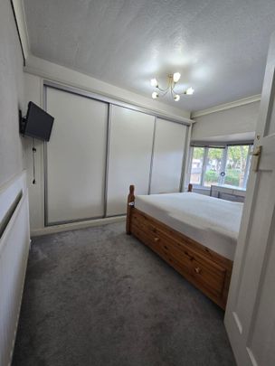 3 Bed End Terrace, Sarehole Road, B28 - Photo 1