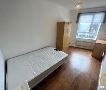 3 bedroom apartment to rent - Photo 6