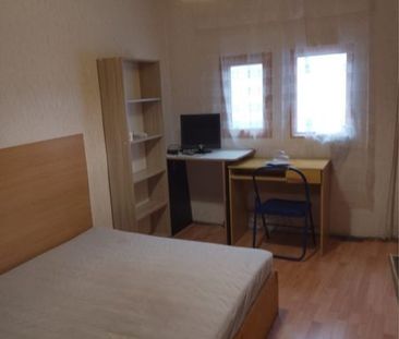 Camera de inchiriat cu cheltuieli incluse - Photo 1