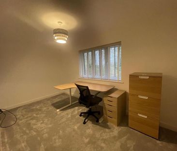 2 bedroom semi-detached house to rent - Photo 3