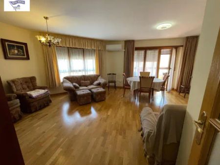 Piso en alquiler en Avenida de España - Photo 2