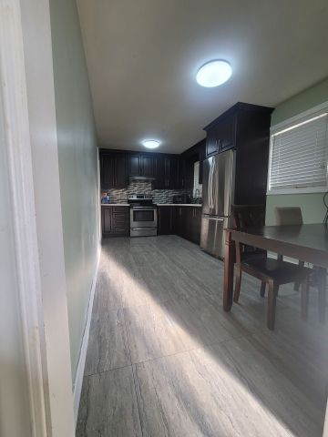 For Lease - 10 Pickard Lane, Brampton, Ontario - Photo 5