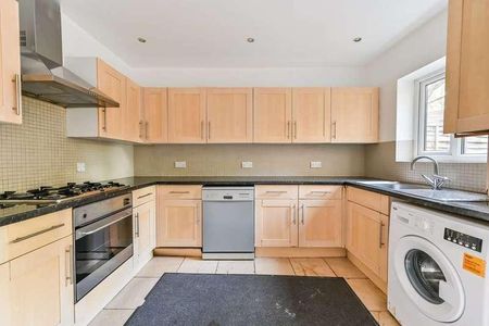 Latchmere Road, Battersea, SW11 - Photo 4