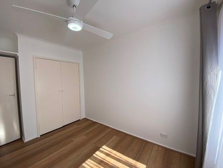 2-bedroom unit in great location - short-term lease available - Photo 3