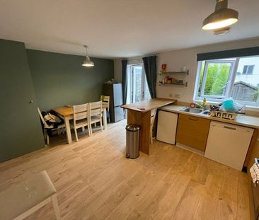 6 Bed Terraced House, Great Copsie Way, BS16 - Photo 1