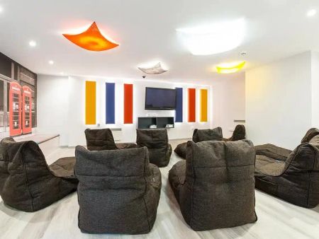 Standard Room - 2 Bed Flat - Photo 4