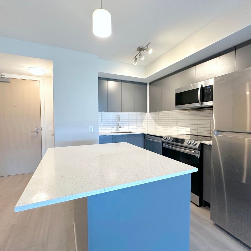 For Lease - 3385 Dundas Street Unit# 510, Toronto, Ontario - Photo 1