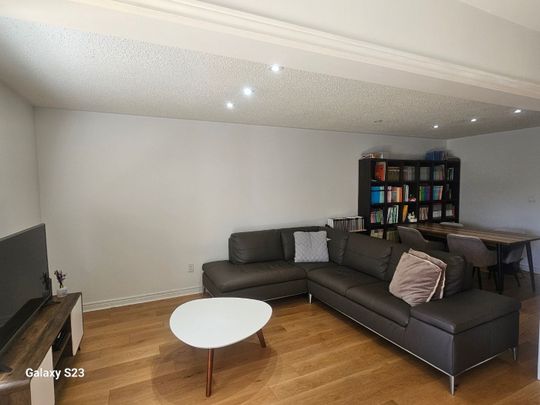 For Lease - 80 Matteo David Drive, Richmond Hill, Ontario - Photo 1