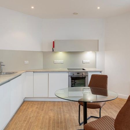 1 bedroom flat to rent - Photo 3