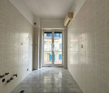 Trilocale via De Lorenzo 22, Fuorigrotta, Napoli - Foto 6