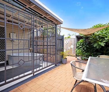 1/74 Wellington Street, Mundingburra QLD 4812 - House For Rent | Do... - Photo 1