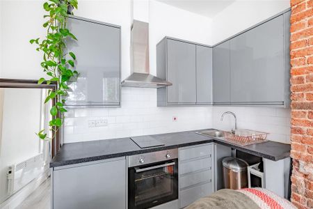 1 bedroom flat to rent - Photo 5