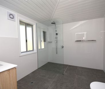 Large 4-Bedroom Home - Photo 6