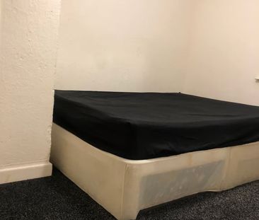 4 Bed Detached House, Frampton Crescent, BS16 - Photo 4