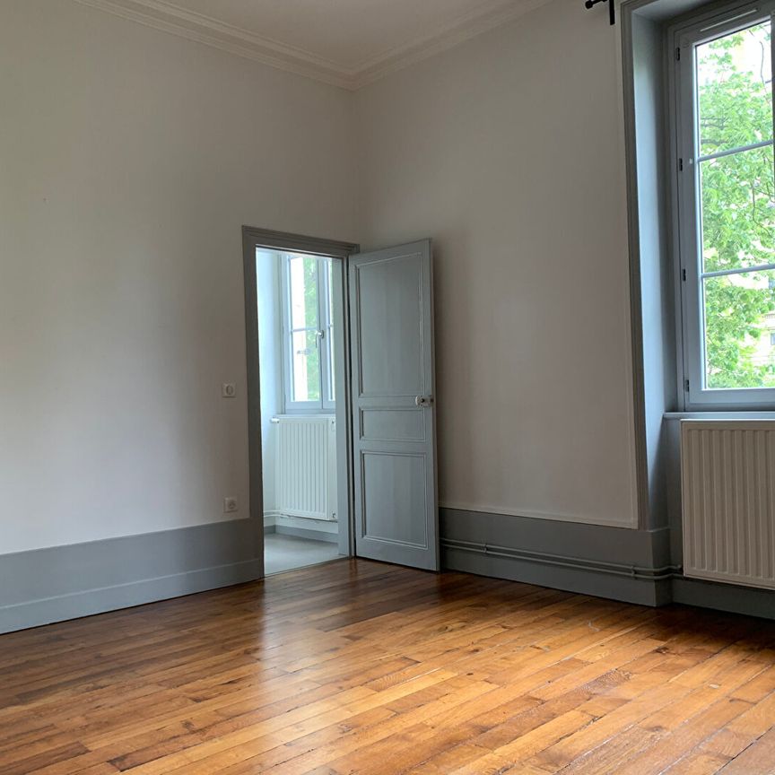 Location Appartement 3 pièces 87m² - Photo 1