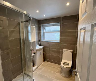 House share to rent - Photo 3