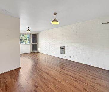 Convenient Apartment Living in Port Melbourne - Photo 3