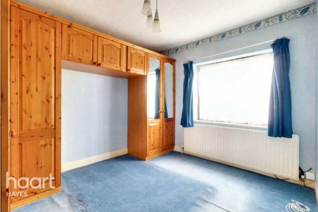 6 bedroom semi-detached house to rent - Photo 5