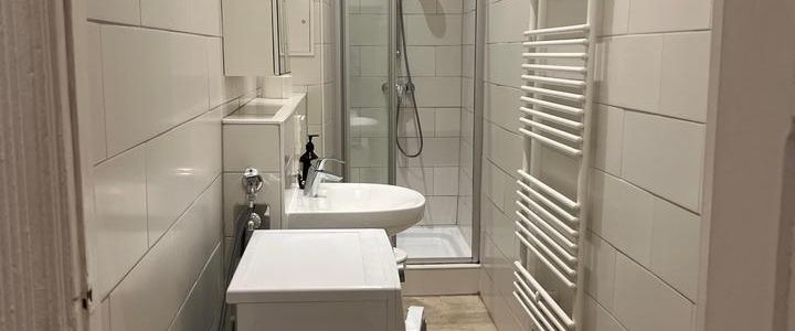 Untermiete: Helle 2 Zimmerwohnung in Berlin, Schillerkiez - Foto 1