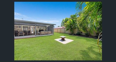 4 Floyd Court, 4214, Parkwood Qld - Photo 2