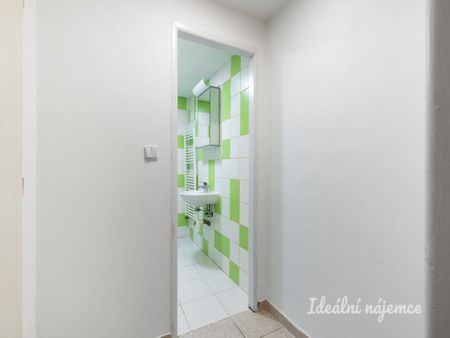 Pronájem bytuRenting an apartment 1+kk, 24 m2 - Фото 2