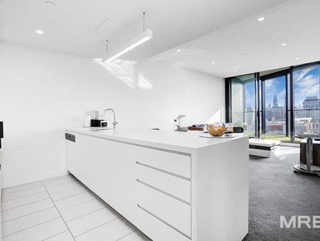 1216/555 St Kilda Road, Melbourne - Photo 5