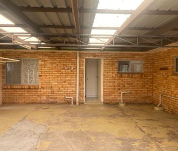Charming 3-Bedroom Family Home in South Mackay – Comfort Meets Conv... - Photo 6
