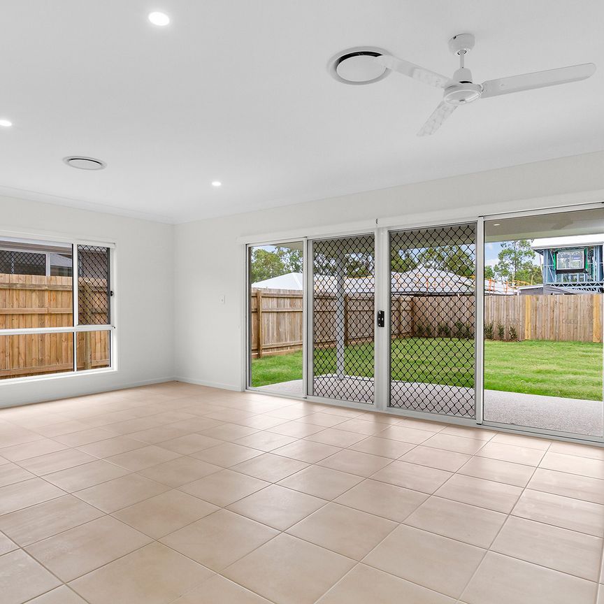 45 Loupos Street, Pallara QLD 4110 - House For Rent | Domain - Photo 1