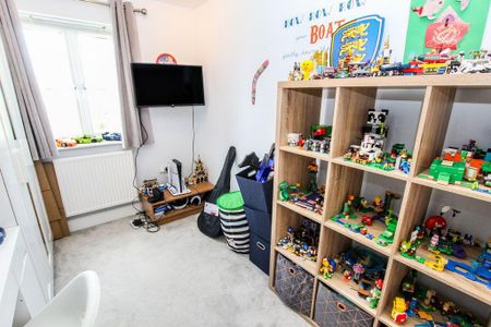 3 bedroom terraced house to rent - Photo 4