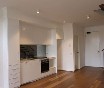 Stylish and Modern Apartment in Guildford - Photo 5