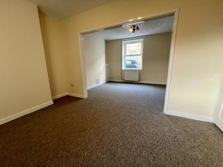 3 bedroom house to rent - Photo 2