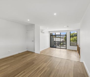 Modern Craigieburn Townhouse! - Photo 1