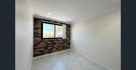 CENTRAL LOCATION - Photo 5